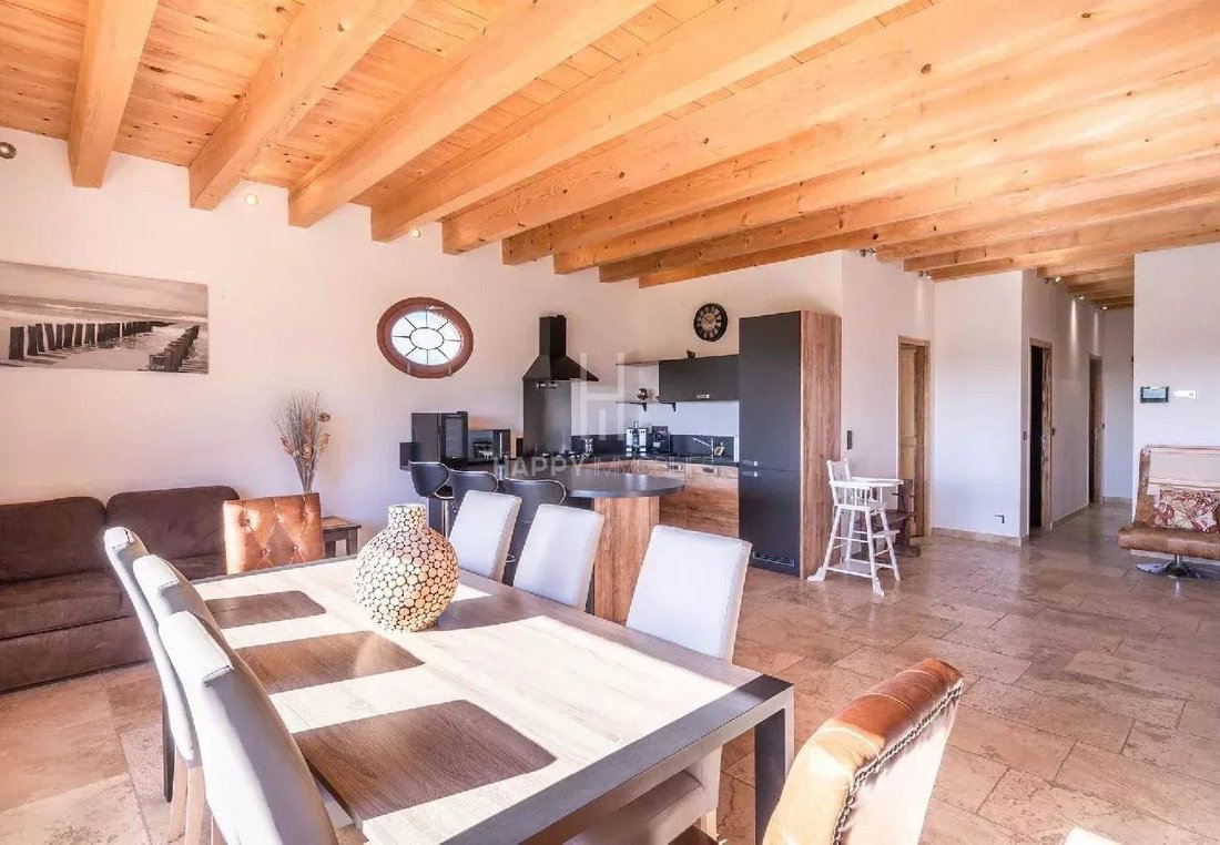 Estate in Arles, Provence-Alpes-Côte d'Azur, France 5 - 17099955