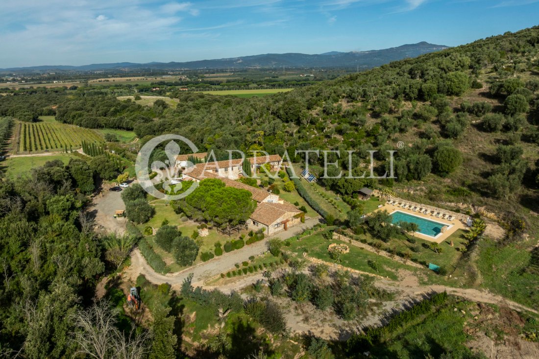 Country House in Roccastrada, Tuscany, Italy 2 - 16413507