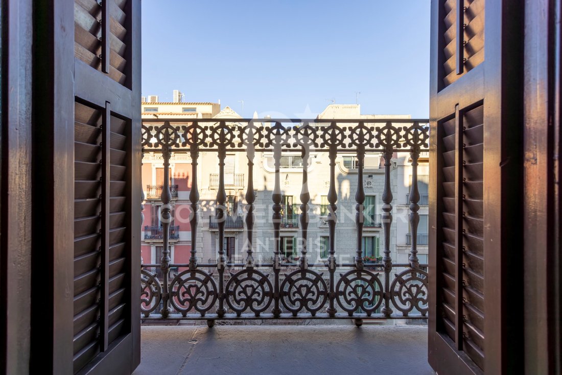Apartment in Eixample, Barcelona, Spain 2 - 17123313