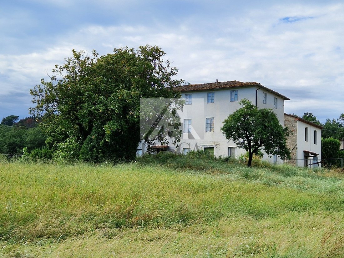 Country House in Area Monte San Quirico - Sant'Alessio, Lucca, Tuscany 1 - 14459271