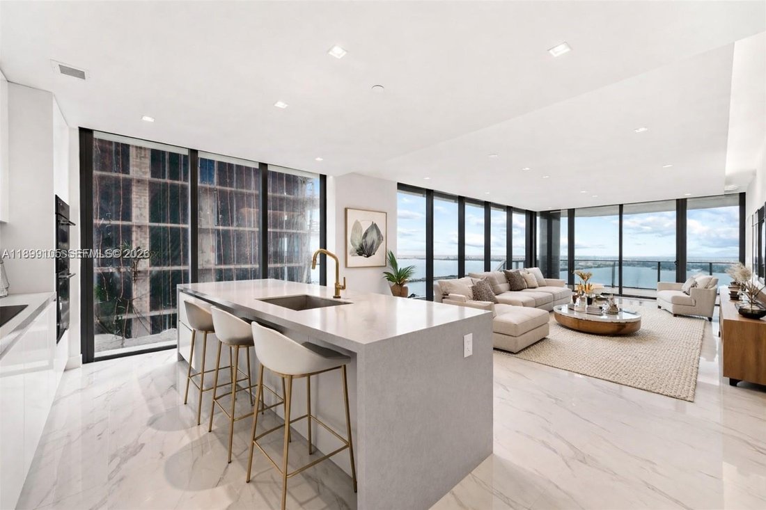 Condo in Miami, Florida, United States 1 - 16637297