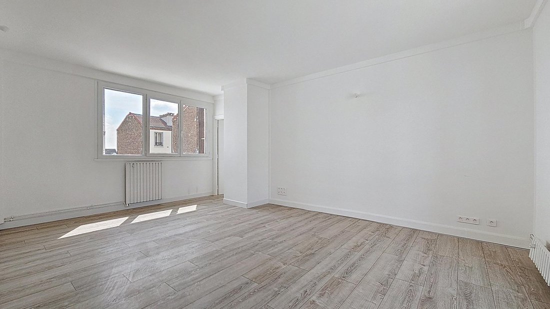 Apartment in Les Lilas, Ile-de-France, France 3 - 17127670