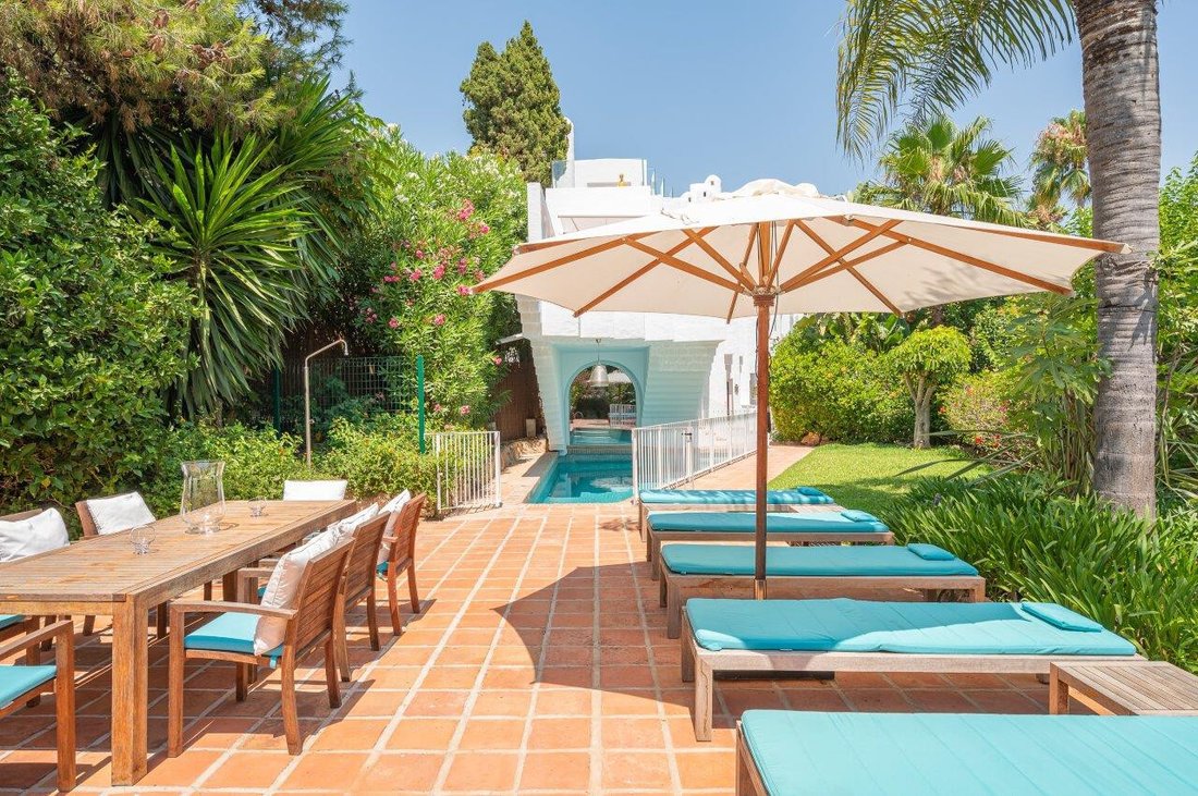 Townhouse in Golden Mile, Andalusia, Spain 1 - 17117934