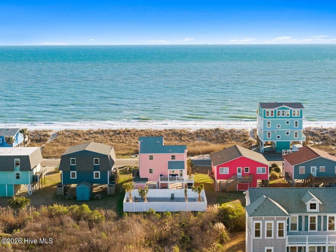 House in Oak Island, North Carolina, United States 5 - 17127042