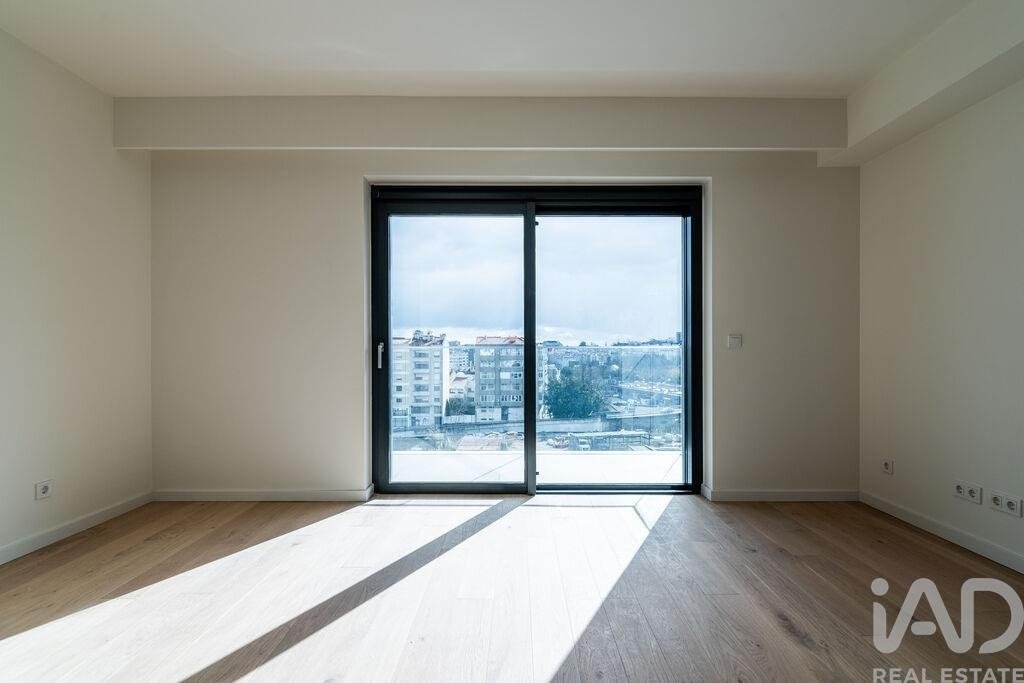 Apartment in Avenidas Novas, Lisbon, Portugal 3 - 17124735