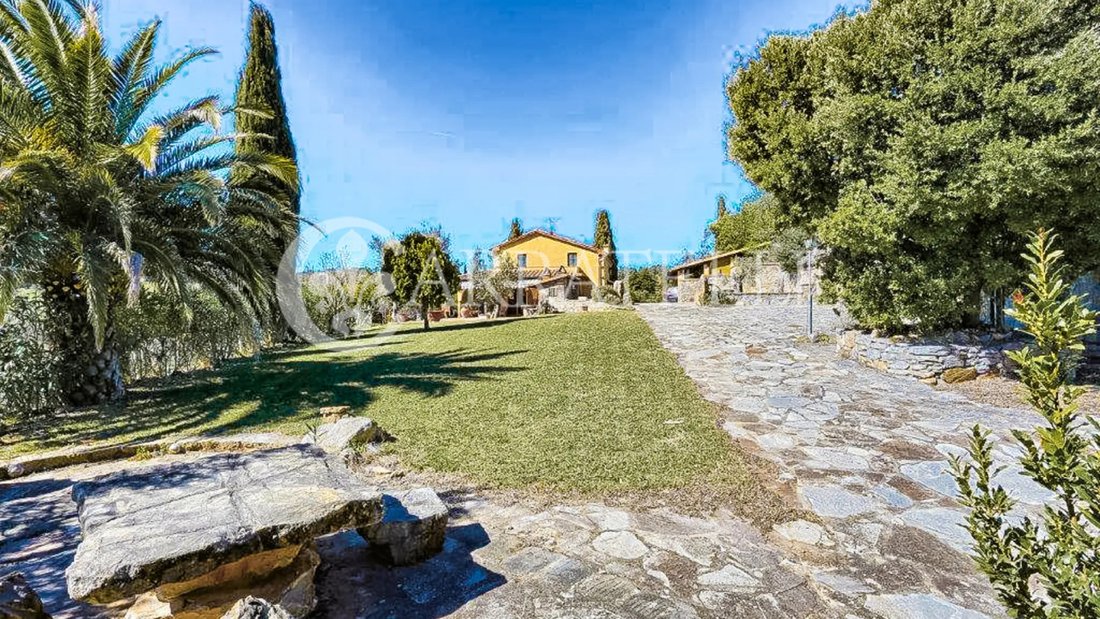 Country House in Center, Campiglia Marittima, Tuscany 1 - 15550637