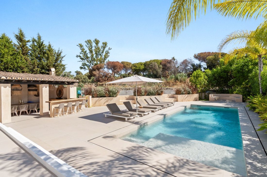 Villa in Marbella, Andalusia, Spain 2 - 17129098