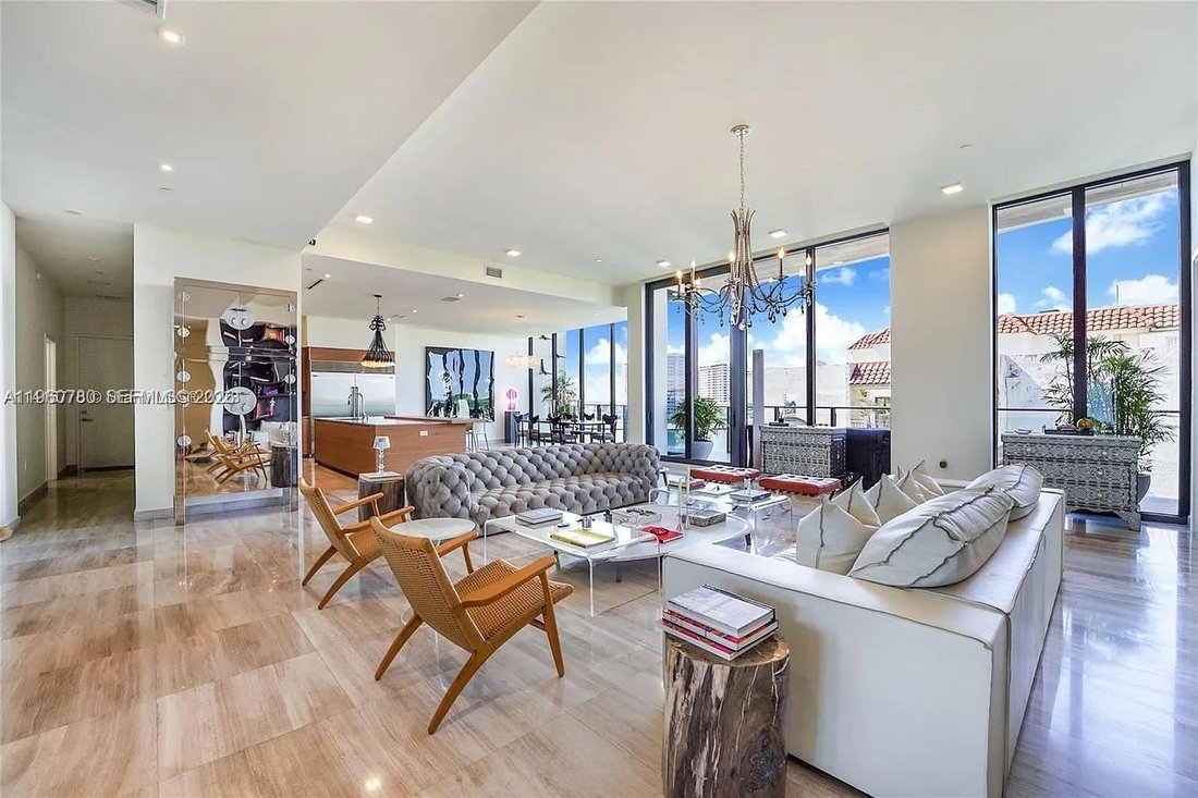Condo in Miami, Florida, United States 1 - 17102188