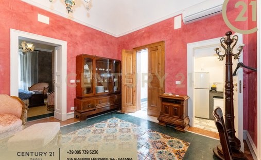 Haus in Piazza Trento, Catania, Italien 1