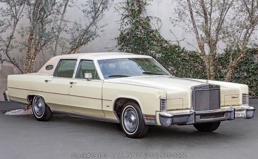Lincoln Continental in Los angeles, ca 1