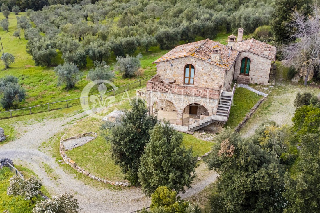 Country House in Gambassi Terme, Tuscany, Italy 2 - 13943607