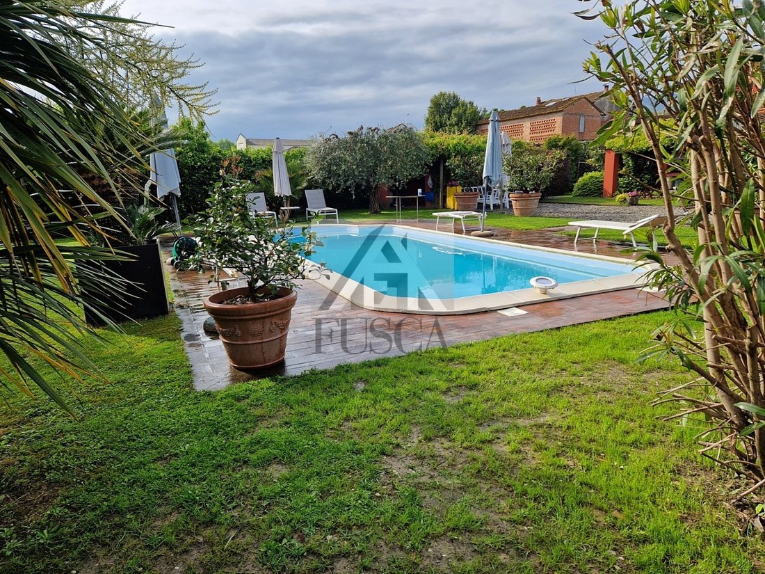 Country House in Capannori, Tuscany, Italy 4 - 14272475
