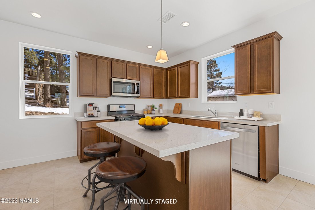 Flagstaff, Arizona, United States 3 - 17101949