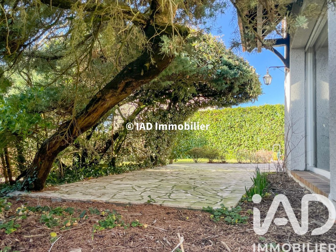 House in Mairie, Sainte-Genevieve-des-Bois, France 4 - 17130225