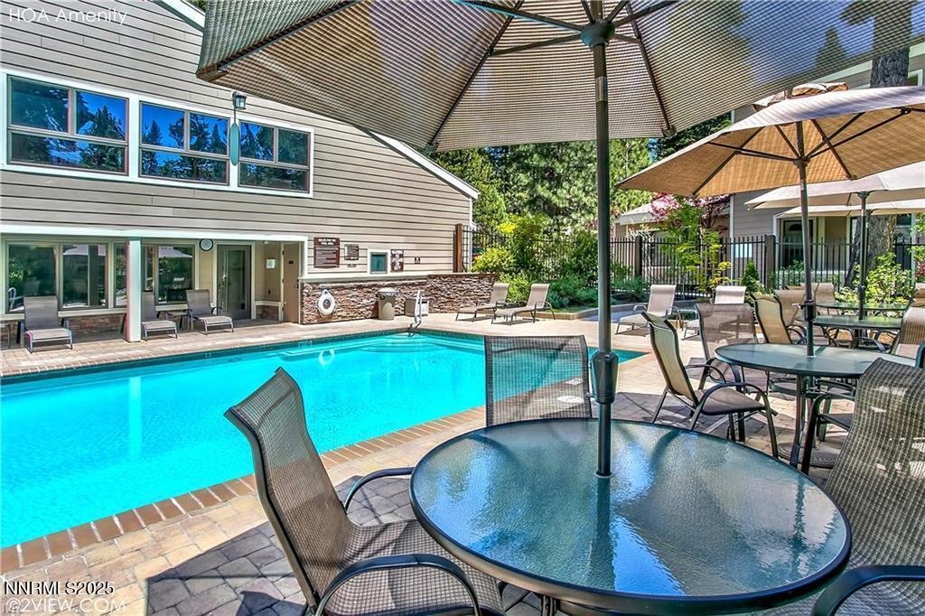 Condo in Incline Village, Nevada, United States 1 - 17103140