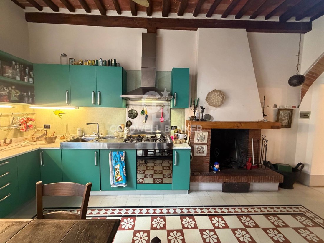 Apartment in Historic Center, Lucca, Tuscany 1 - 17111154