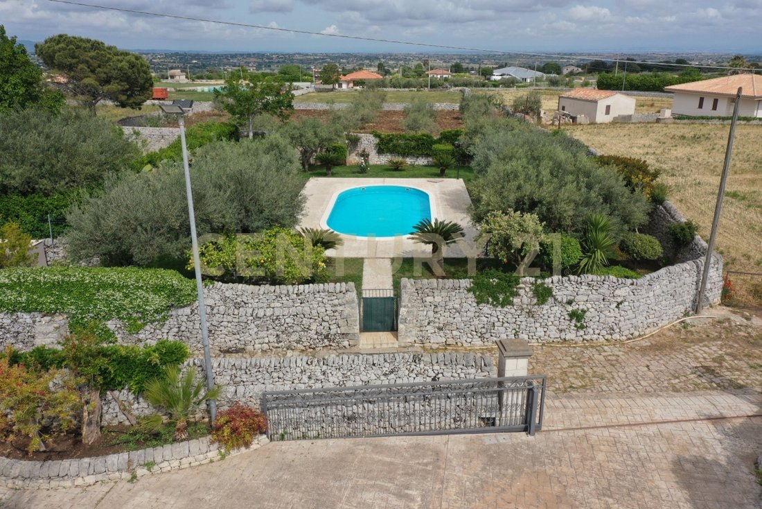 Villa in Cava d'Ispica - Pietre Nere, Modica, Sicily 5 - 16927973