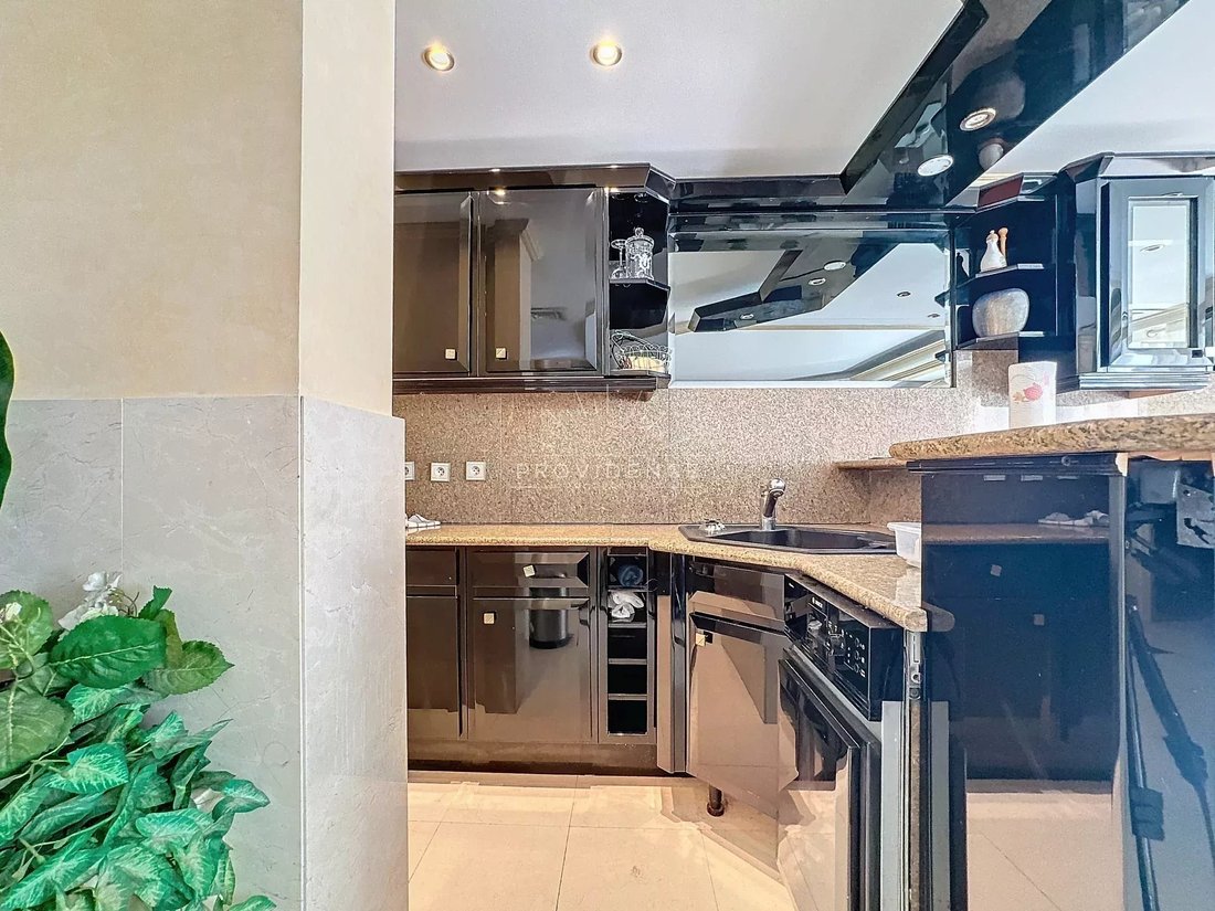 Apartment in Montfleury, Cannes, France 5 - 17098923