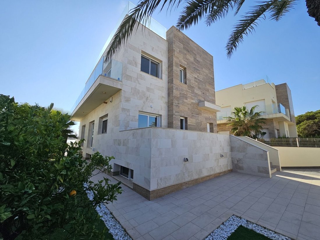 Villa in La Zenia, Orihuela, Valencian Community 3 - 17117238