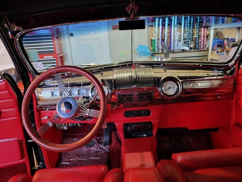 Cabriolet in Glendale, United States 5 - 17129225