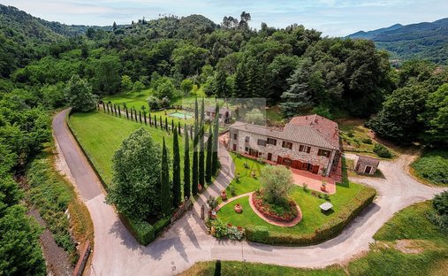 Country House in San Marco, Lucca, Italy 1