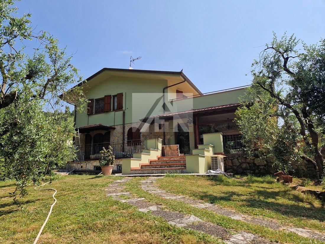 Villa in San Macario In Piano, Lucca, Tuscany 1 - 15640697