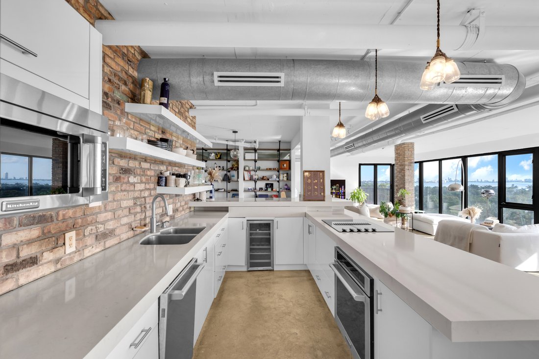 Condo in Miami, Florida, United States 3 - 17100727