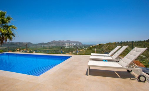 Villa in Orba, Valencian Community, Spain 1