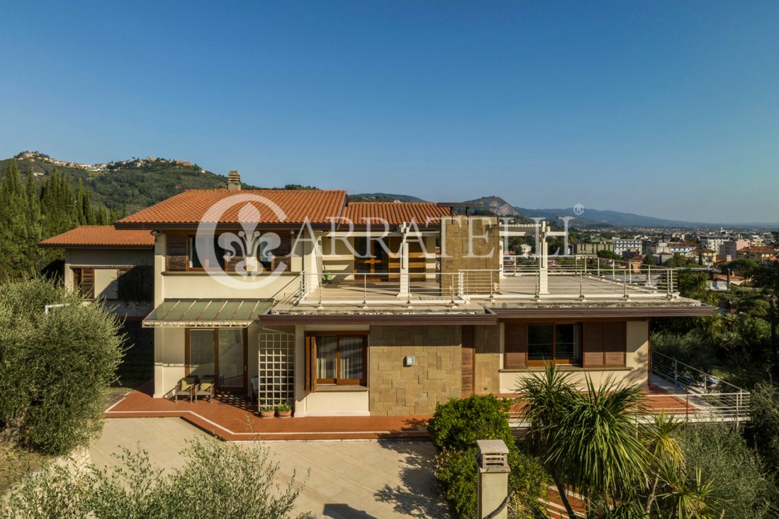 Villa in San Vito, Lucca, Italy 1 - 13374157