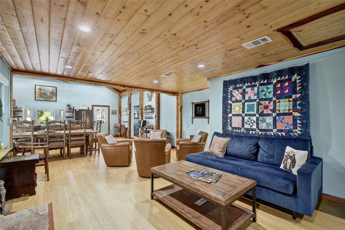 House in Wimberley, Texas, United States 4 - 17116978