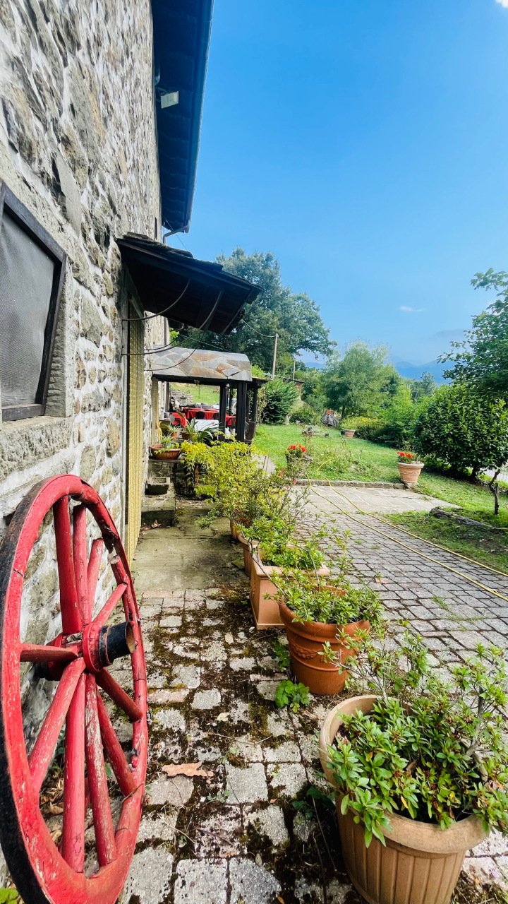 Casa de Campo en San Marcello Pistoiese, Toscana, Italia 1 - 15460200