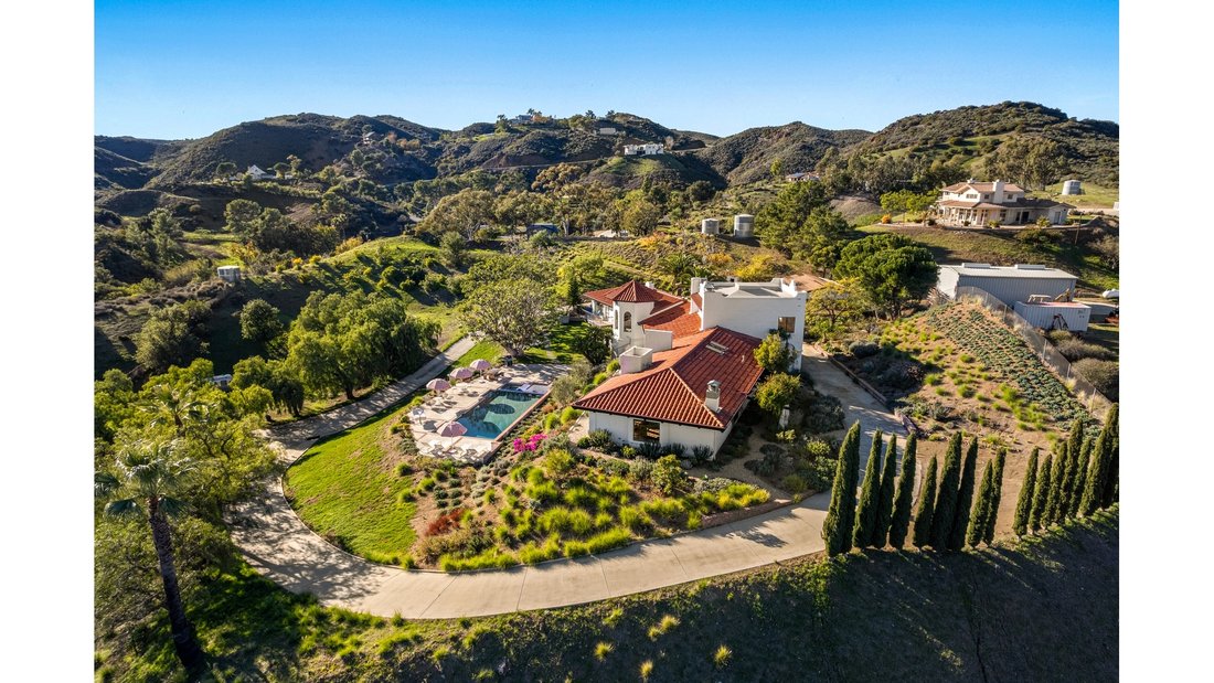 Malibu, California, United States 1 - 16953988