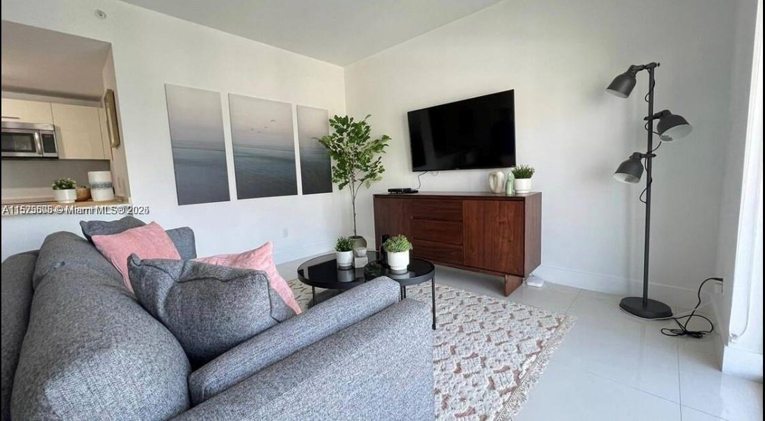 Condo in Miami, Florida, United States 5 - 14178652