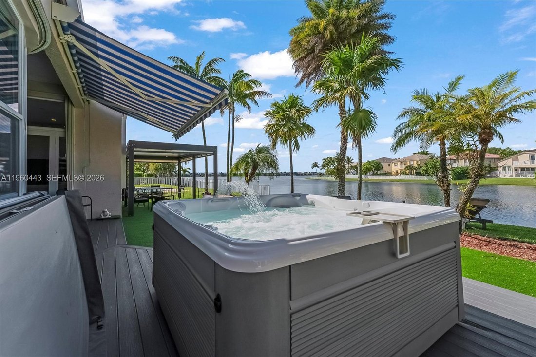 House in Miramar, Florida, United States 3 - 17131856