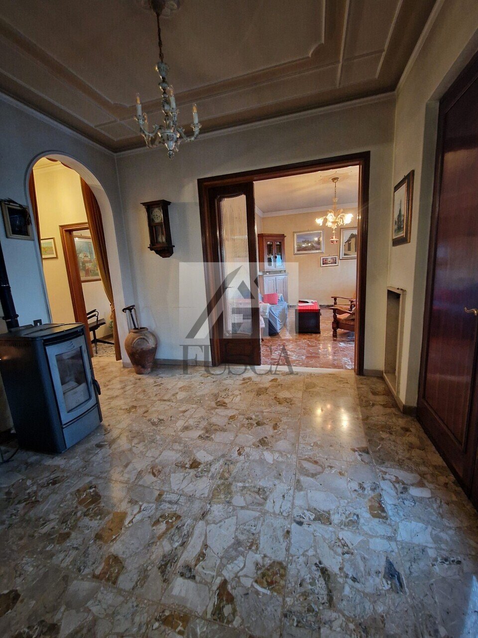 Villa in Sant'Anna, Lucca, Italy 2 - 16809244