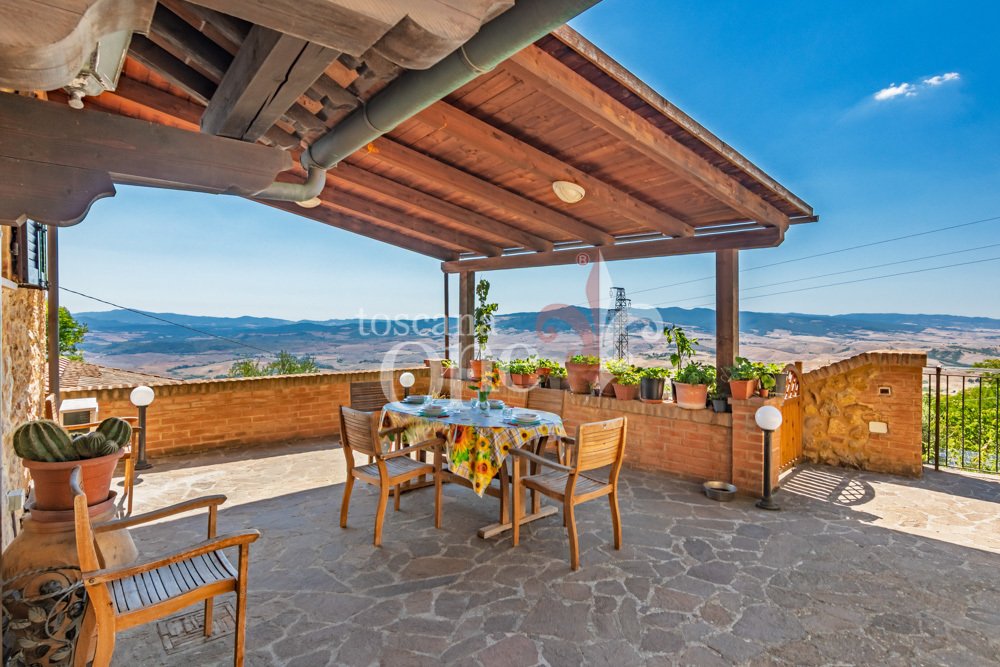House in Volterra, Tuscany, Italy 2 - 16324418