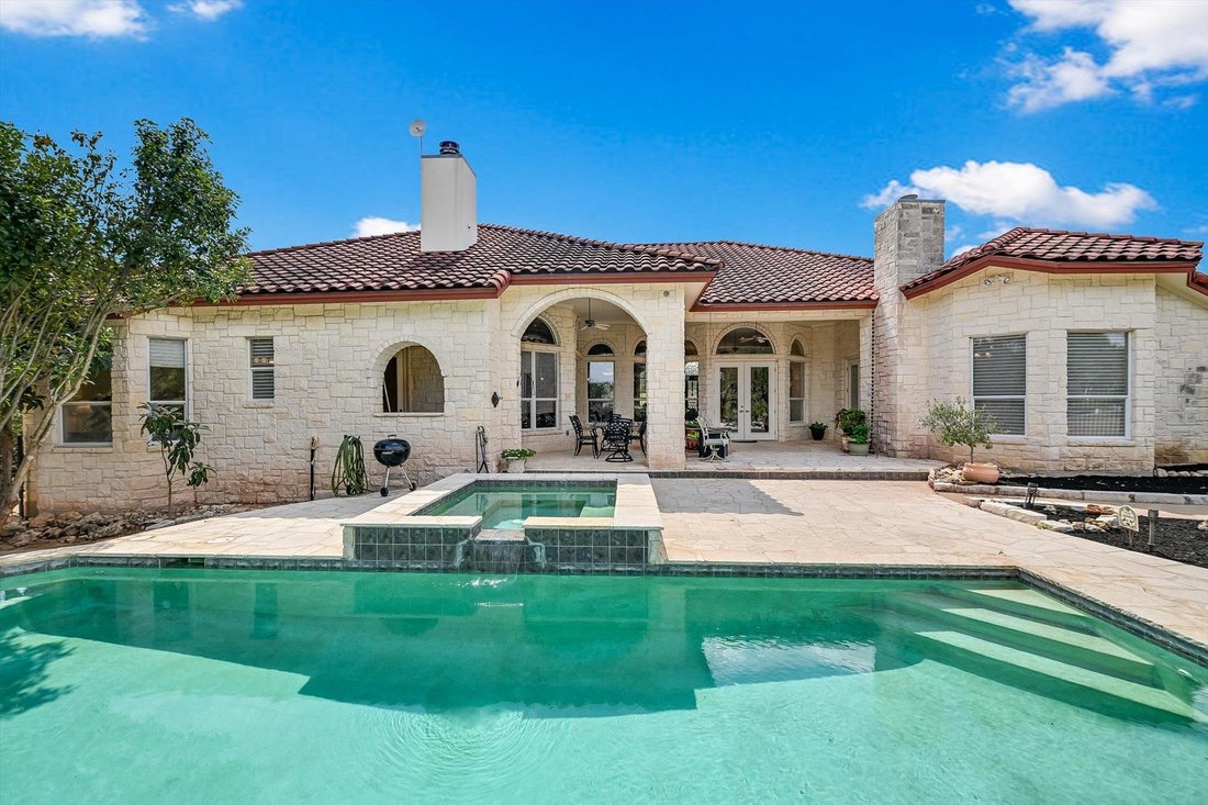 House in Spicewood, Texas, United States 2 - 17131222