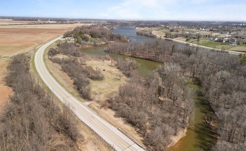 Land in De Pere, Wisconsin, United States 1