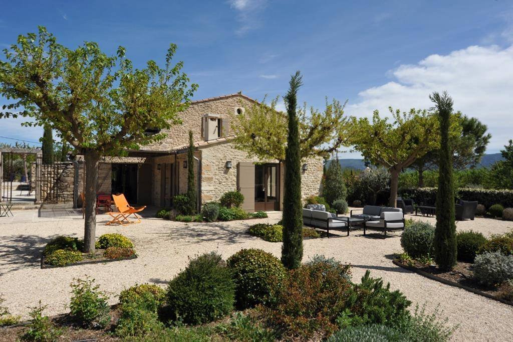 House in Gordes, Provence-Alpes-Côte d'Azur, France 2 - 17099698