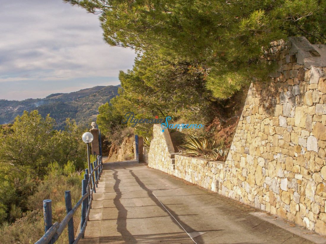 Villa a Centro - Marina, Sanremo, Liguria 2 - 15806943