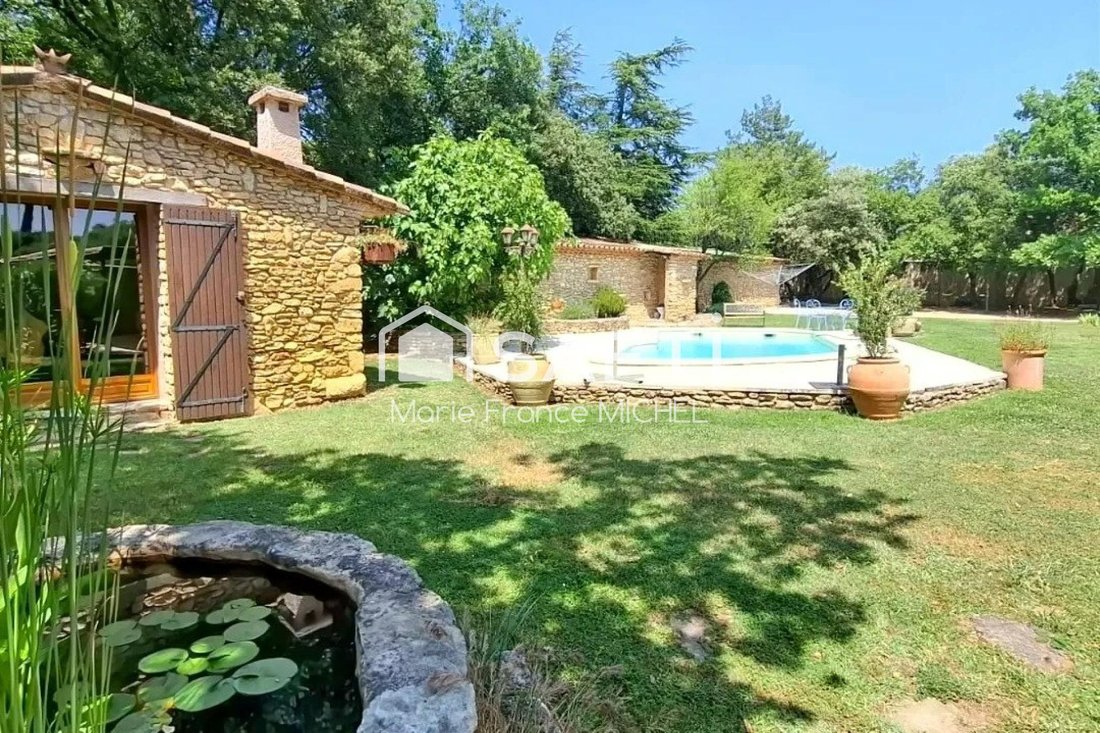Maison à Gordes, Provence-Alpes-Côte d'Azur, France 3 - 17127674