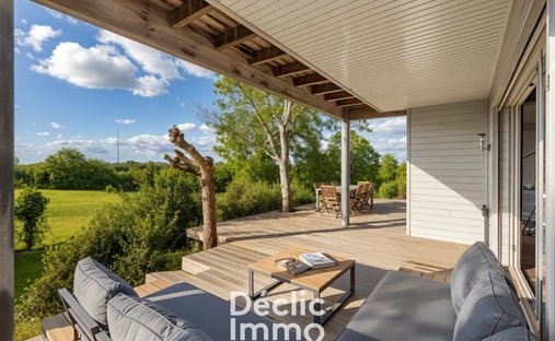 House in Carignan-de-Bordeaux, Nouvelle-Aquitaine, France 1