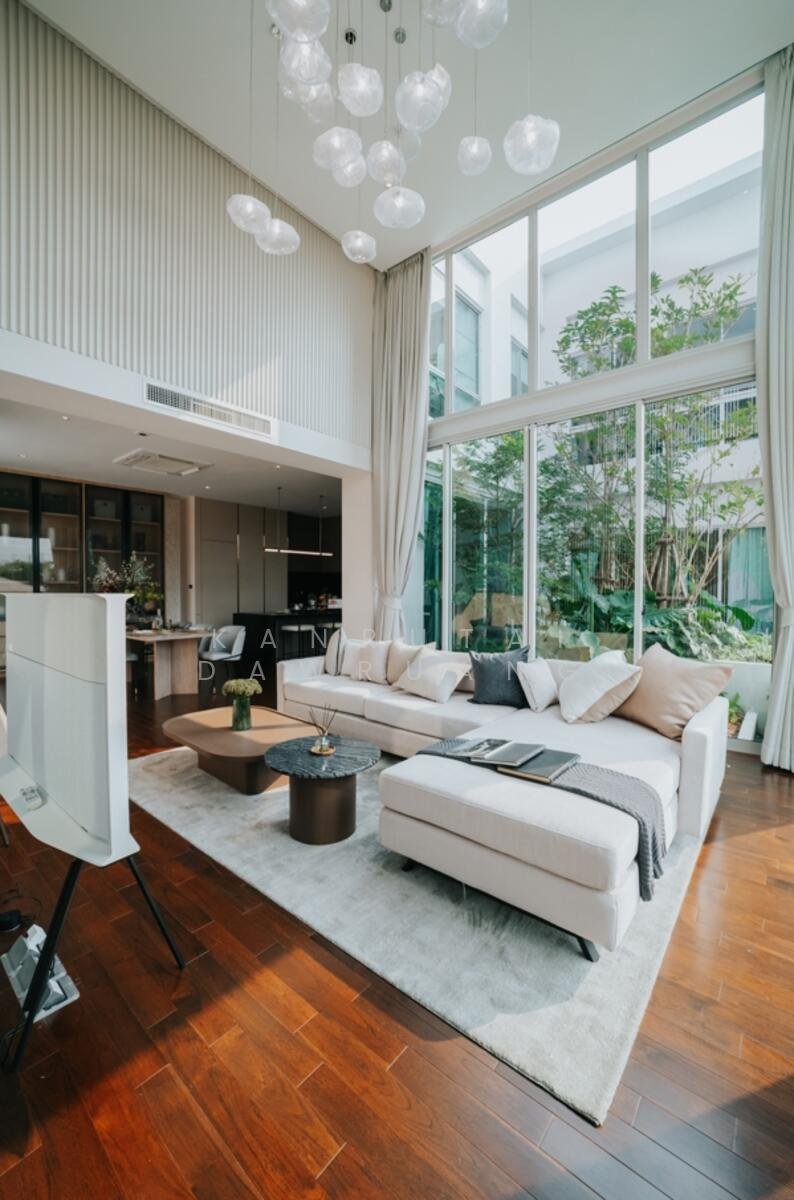 House in Bang Phrom, Krung Thep Maha Nakhon, Thailand 3 - 17130610