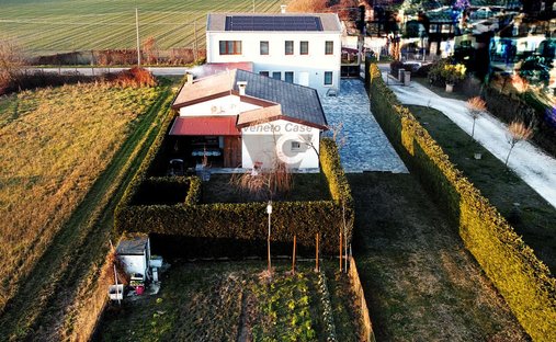 House in Galta, Veneto, Italy 1