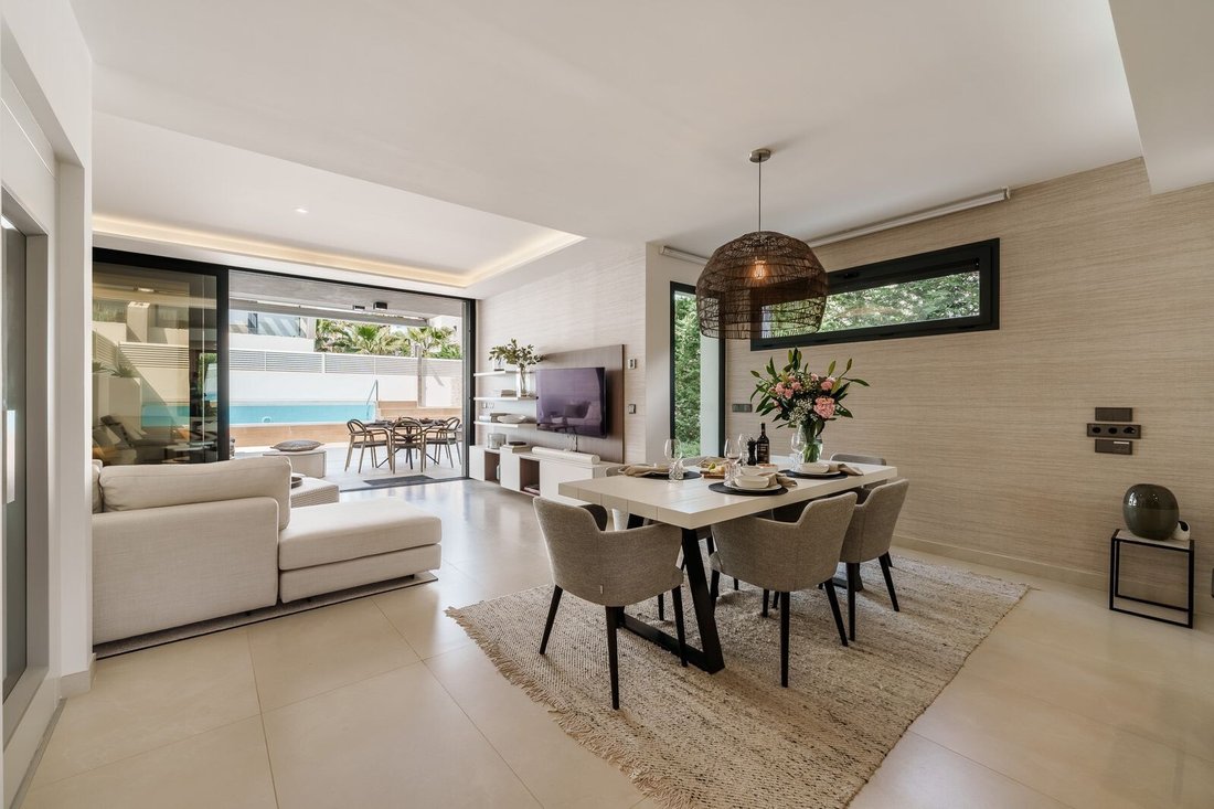 Villa en Playa Puerto Banús, Marbella, España 4 - 17122593