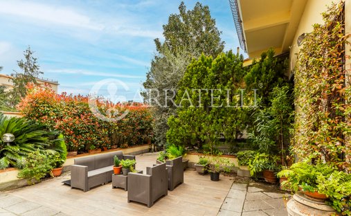 Villa in Center, Florence, Tuscany 1