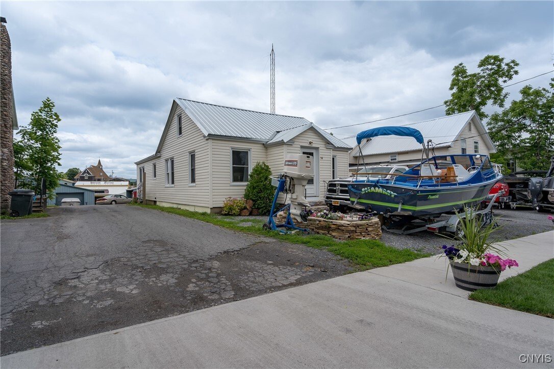 House in Alexandria Bay, New York, United States 2 - 17101507