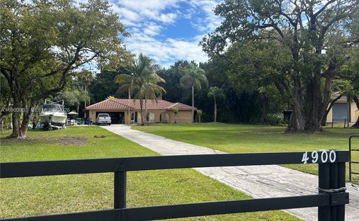 House in Southwest Ranches, Florida, United States 1