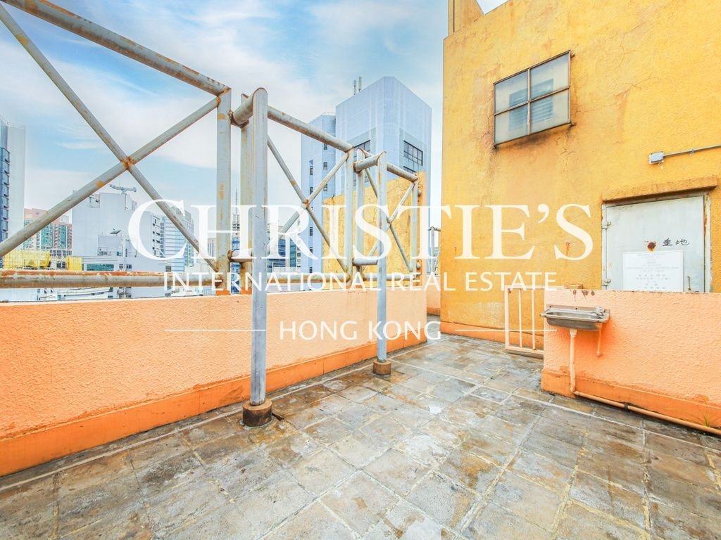 Apartment in Hong Kong, Hong Kong 2 - 17130029