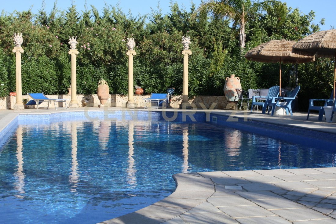 Villa in Scicli, Sicily, Italy 1 - 16927951
